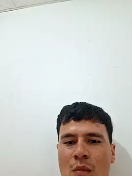 Andres1052 online show from 02/12/26, 09:21