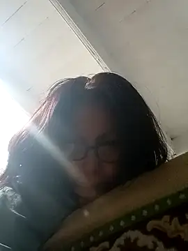 Snapshot of Anypink chatting on 11/27/25, 04:36 Anypink online show from 11/27/25, 04:36