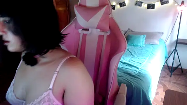 Snapshot of venus_666 chatting on 02/07/26, 10:24 venus 666 online show from 02/07/26, 10:24