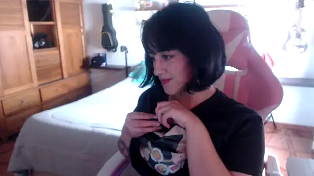 Snapshot of venus_666 chatting on 02/21/26, 03:24 venus 666 online show from 02/21/26, 03:24