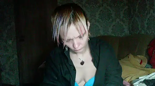 Snapshot of WildMissNiks chatting on 12/10/24, 10:49 WildMissNiks online show from 12/10/24, 10:49