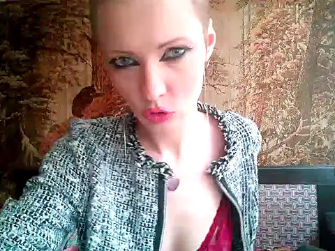 Snapshot of WildMissNiks chatting on 01/21/25, 08:52 WildMissNiks online show from 01/21/25, 08:52