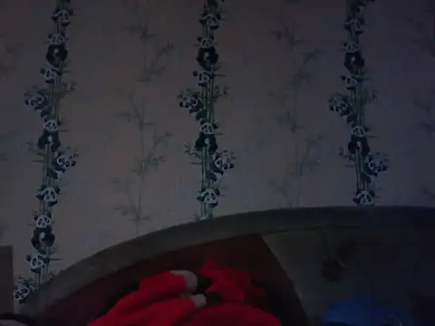 WildMissNiks online show from 04/07/26, 06:36