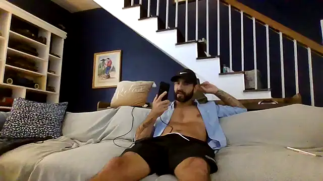 Snapshot of Itzmeebaby chatting on 10/10/25, 06:40 Itzmeebaby online show from 10/10/25, 06:40