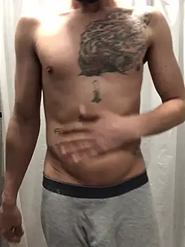 Snapshot of 69RIPsta69 chatting on 02/01/25, 04:14 69RIPsta69 online show from 02/01/25, 04:14