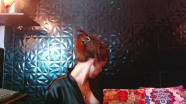 PINK  LOLA1 online show from 03/06/26, 11:56