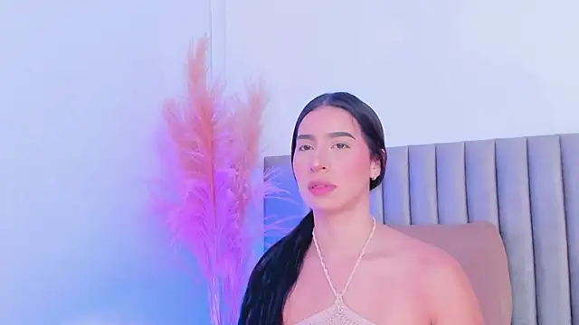 Snapshot of Christy_Sea chatting on 12/20/24, 06:13 Christy Sea online show from 12/20/24, 06:13