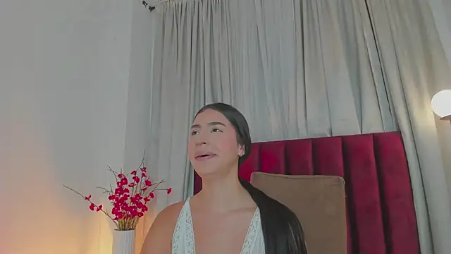 Snapshot of Christy_Sea chatting on 01/11/25, 06:01 Christy Sea online show from 01/11/25, 06:01