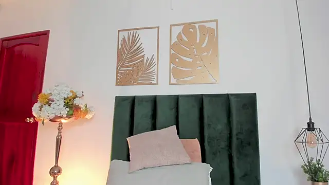 Snapshot of Christy_Sea chatting on 01/16/25, 06:16 Christy Sea online show from 01/16/25, 06:16