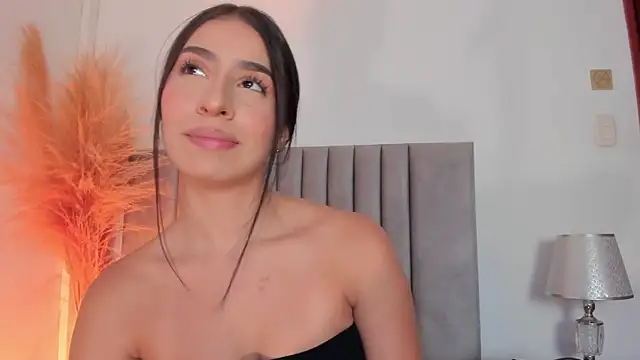 Snapshot of Christy_Sea chatting on 01/28/25, 09:19 Christy Sea online show from 01/28/25, 09:19