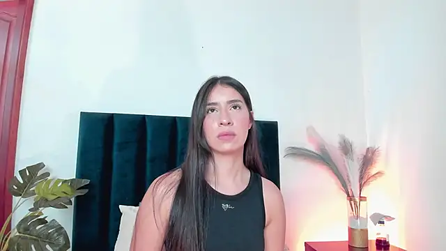 Snapshot of Christy_Sea chatting on 10/16/25, 06:20 Christy Sea online show from 10/16/25, 06:20