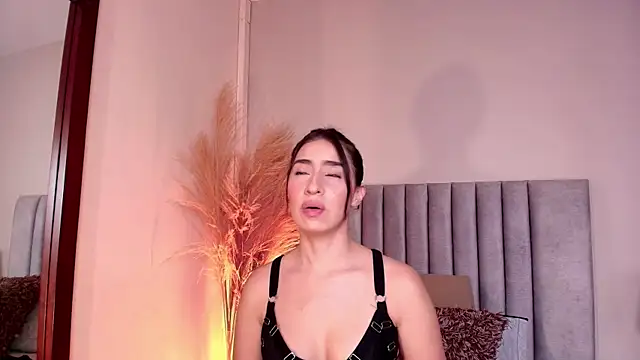 Snapshot of Christy_Sea chatting on 10/30/25, 06:19 Christy Sea online show from 10/30/25, 06:19