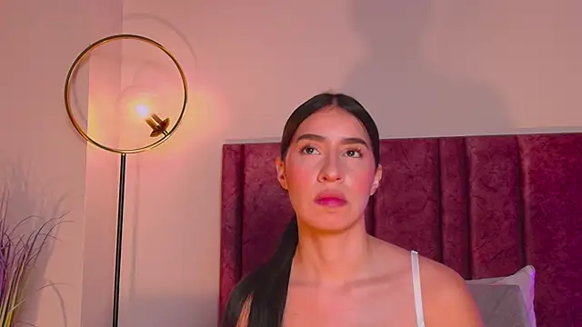 Snapshot of Christy_Sea chatting on 11/13/25, 06:18 Christy Sea online show from 11/13/25, 06:18