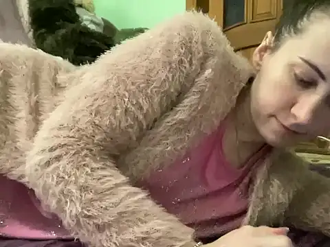 Snapshot of AngelTough20 chatting on 11/15/25, 10:59 AngelTough20 online show from 11/15/25, 10:59