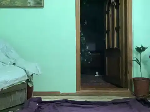 Snapshot of AngelTough20 chatting on 12/13/25, 11:43 AngelTough20 online show from 12/13/25, 11:43