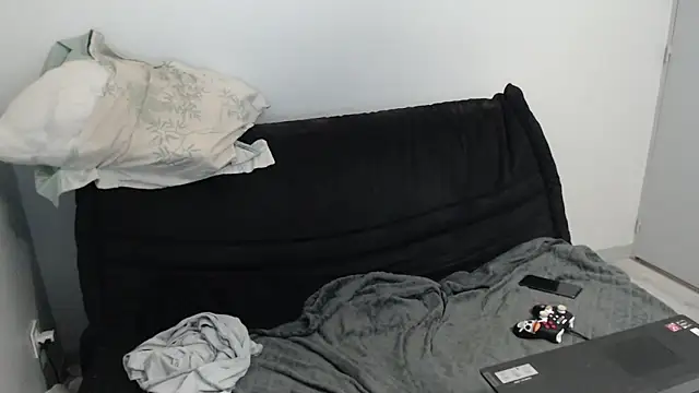 missthon0 online show from 03/12/25, 01:30