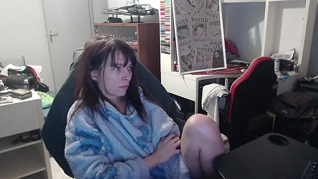 missthon0 online show from 02/05/26, 07:40