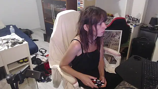 missthon0 online show from 04/27/26, 10:24