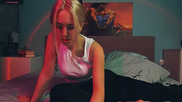 Linda Roxy online show from 12/05/24, 07:17