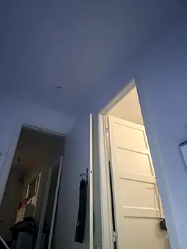 eleonoree online show from 11/24/25, 09:36