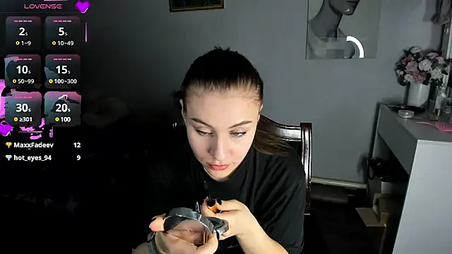 Snapshot of KindKristy chatting on 03/20/25, 11:05 KindKristy online show from 03/20/25, 11:05