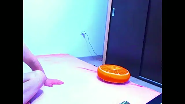 Snapshot of evehotty chatting on 03/15/25, 08:10 evehotty online show from 03/15/25, 08:10