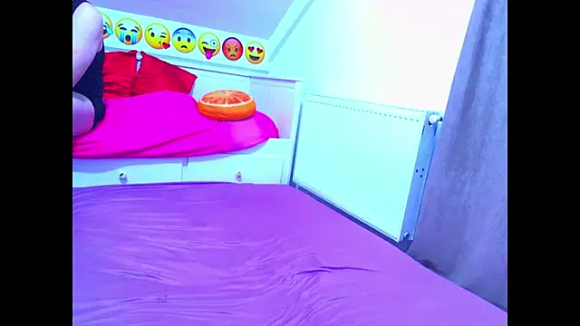 Snapshot of evehotty chatting on 11/16/25, 08:03 evehotty online show from 11/16/25, 08:03