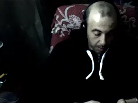 Snapshot of big_heart chatting on 02/09/26, 07:45 big heart online show from 02/09/26, 07:45