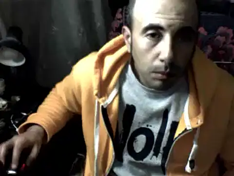 Snapshot of big_heart chatting on 03/22/26, 12:36 big heart online show from 03/22/26, 12:36