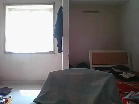 hrnybh2002 online show from 04/19/26, 08:35