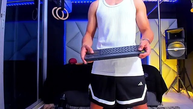 Aydenmiller96 online show from 05/16/26, 06:43