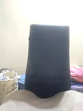 Snapshot of Yoursejal chatting on 02/06/25, 04:03 Yoursejal online show from 02/06/25, 04:03