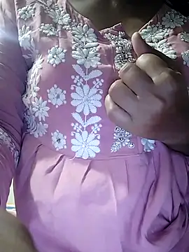 Snapshot of Yoursejal chatting on 11/05/25, 04:29 Yoursejal online show from 11/05/25, 04:29