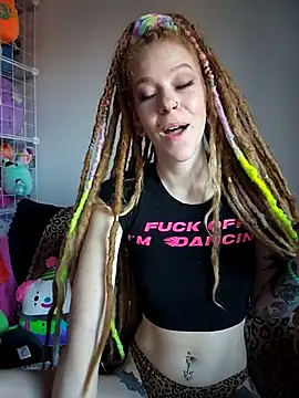 LucidLucy online show from 10/03/25, 12:35