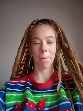 LucidLucy online show from 10/21/25, 01:01