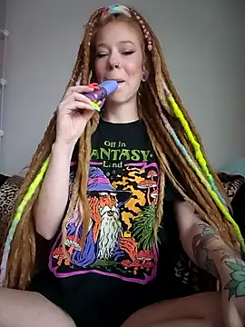 LucidLucy online show from 01/15/26, 01:48