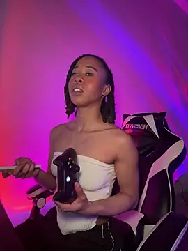 Snapshot of thebrattygoddess chatting on 03/06/25, 10:15 thebrattygoddess online show from 03/06/25, 10:15