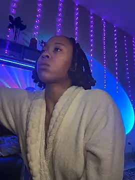 Snapshot of thebrattygoddess chatting on 12/19/25, 10:28 thebrattygoddess online show from 12/19/25, 10:28