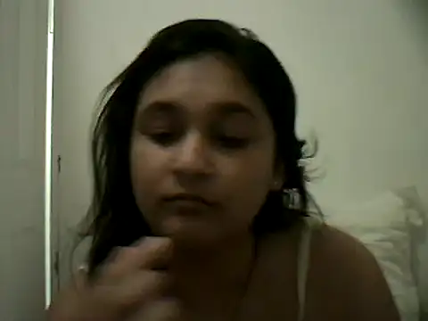 Snapshot of Indianbloom- chatting on 02/19/25, 05:49 Indianbloom- online show from 02/19/25, 05:49