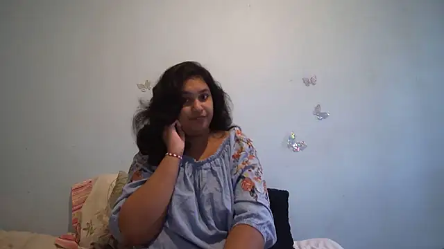 Snapshot of Indianbloom- chatting on 09/20/25, 08:48 Indianbloom- online show from 09/20/25, 08:48