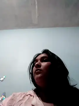 Snapshot of Indianbloom- chatting on 10/21/25, 12:22 Indianbloom- online show from 10/21/25, 12:22