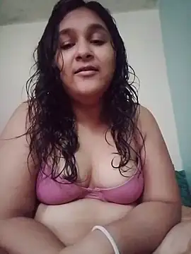 Snapshot of Indianbloom- chatting on 10/28/25, 11:03 Indianbloom- online show from 10/28/25, 11:03