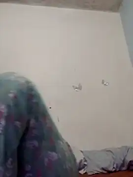 Snapshot of Indianbloom- chatting on 11/20/25, 09:53 Indianbloom- online show from 11/20/25, 09:53