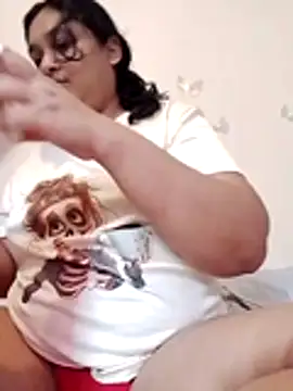 Snapshot of Indianbloom- chatting on 11/27/25, 12:40 Indianbloom- online show from 11/27/25, 12:40