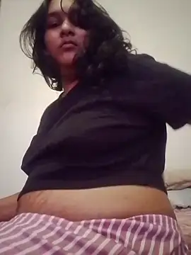 Snapshot of Indianbloom- chatting on 12/02/25, 07:36 Indianbloom- online show from 12/02/25, 07:36