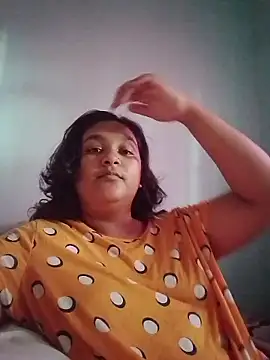 Snapshot of Indianbloom- chatting on 01/13/26, 03:39 Indianbloom- online show from 01/13/26, 03:39