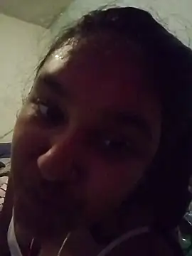 Snapshot of Indianbloom- chatting on 02/06/26, 02:20 Indianbloom- online show from 02/06/26, 02:20