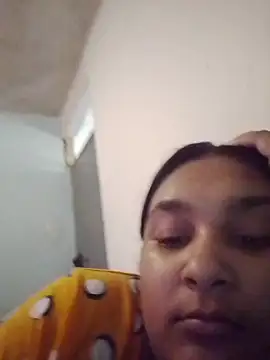 Snapshot of Indianbloom- chatting on 02/08/26, 08:51 Indianbloom- online show from 02/08/26, 08:51