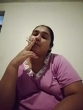 Snapshot of Indianbloom- chatting on 02/16/26, 04:47 Indianbloom- online show from 02/16/26, 04:47