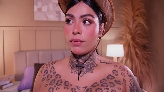 curvyliciousss online show from 04/09/26, 05:18